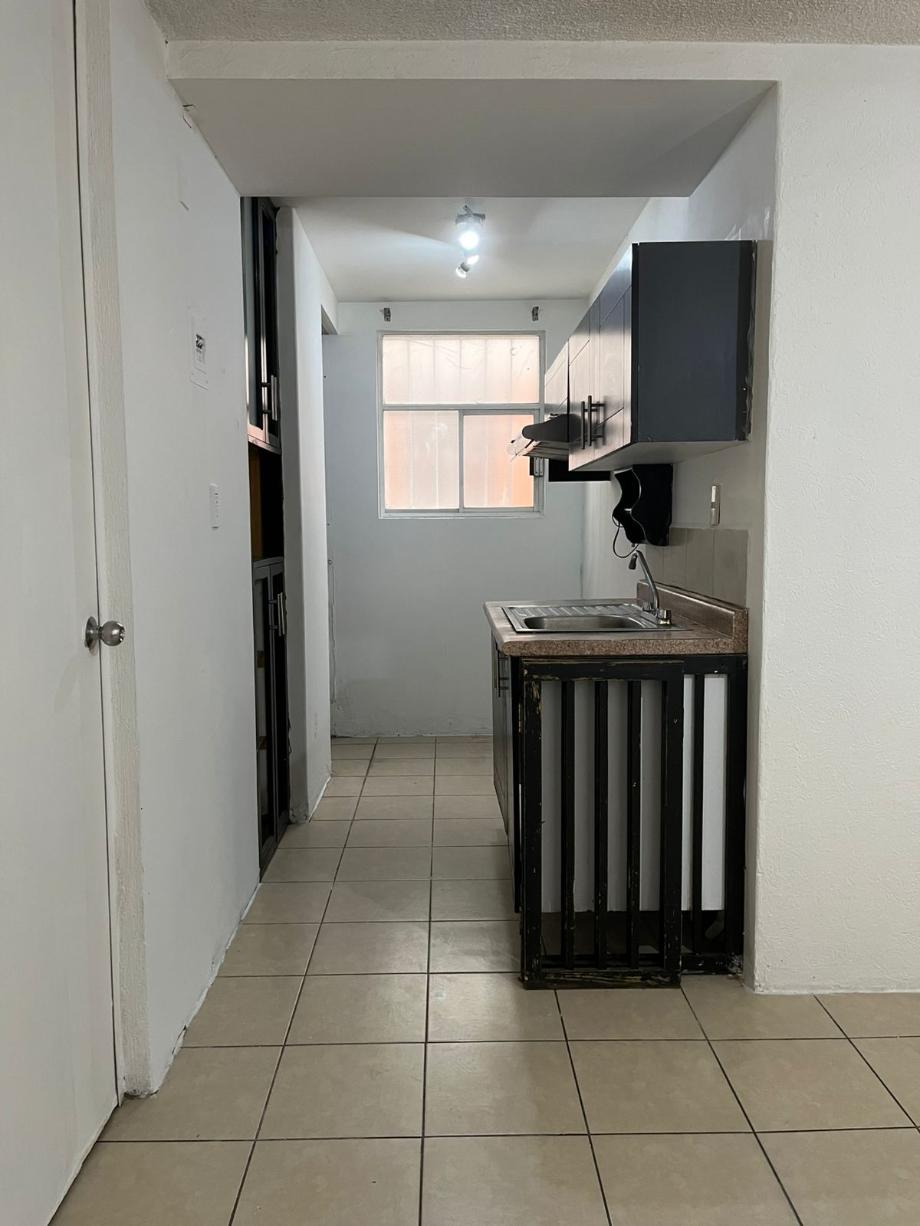 Azcapotzalco, Ciudad de México, 02300, Mexico, 3 Bedrooms Bedrooms, ,1 BathroomBathrooms,Residential,For Sale,1918550