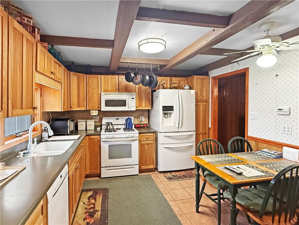 Mattoon, Illinois, 61938, United States, 3 Bedrooms Bedrooms, ,2 BathroomsBathrooms,Residential,For Sale,1931699