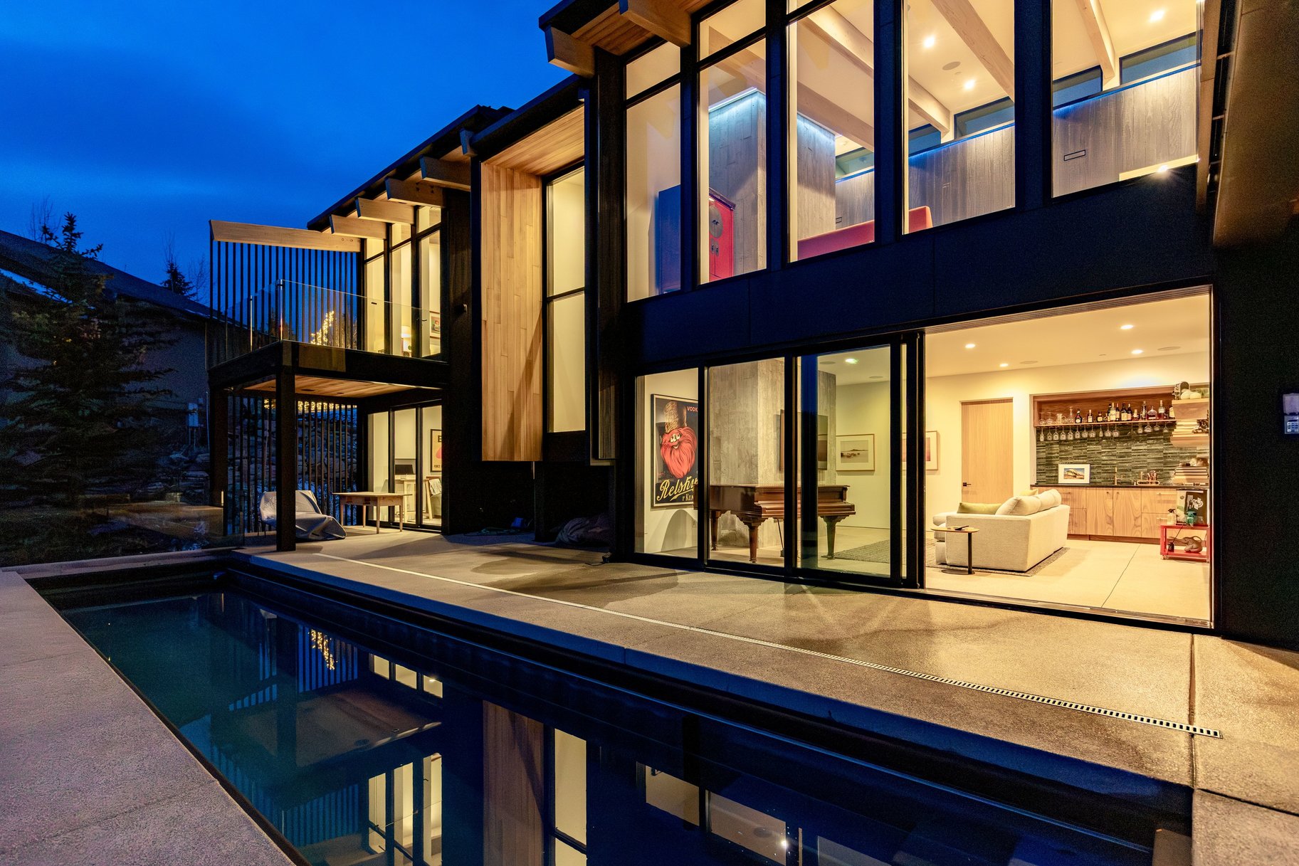  One-of-a-Kind Modern Pinebrook Residence - 物件實景