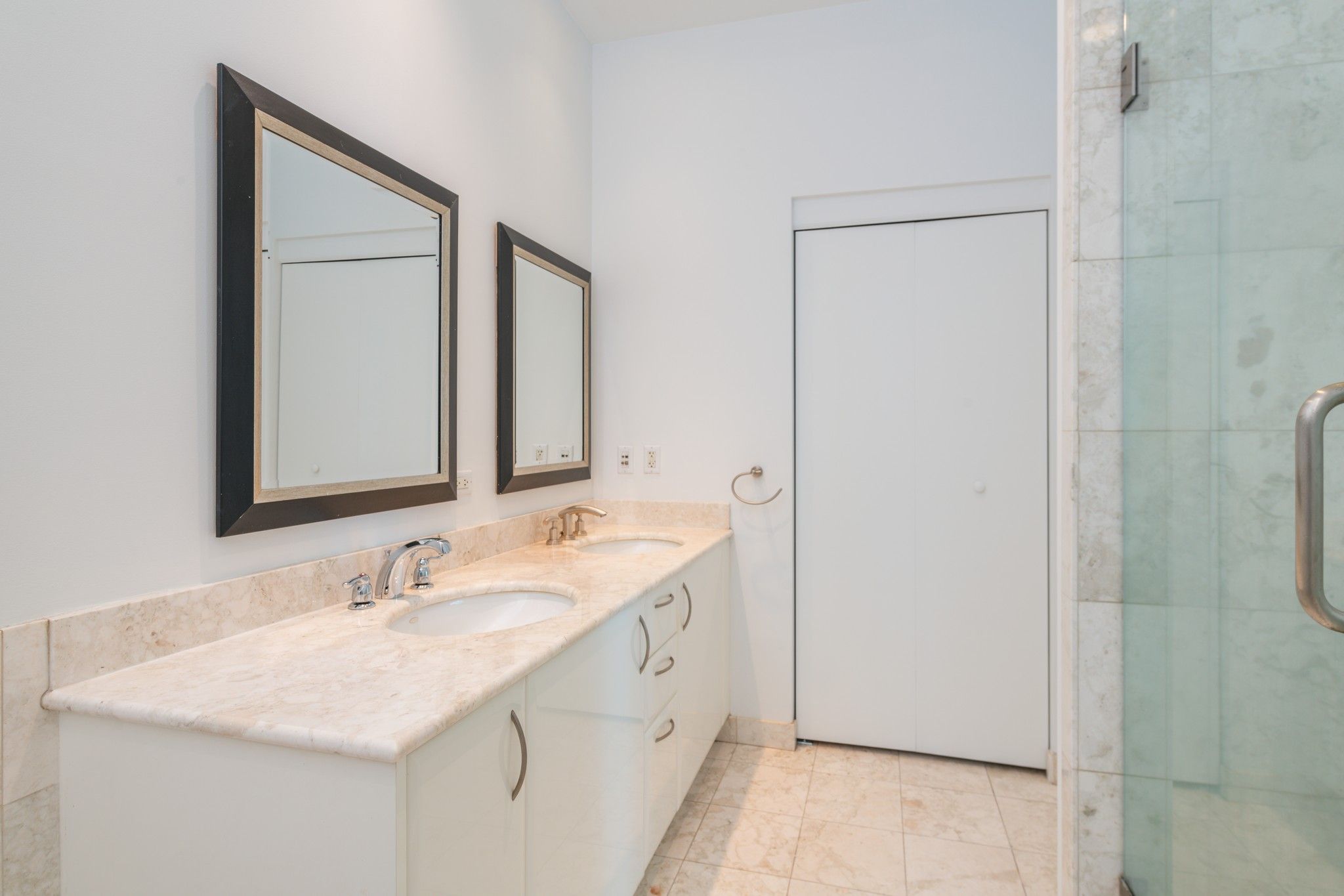  1331 Brickell Bay Dr, Miami, FL, 33131 - 物件實景