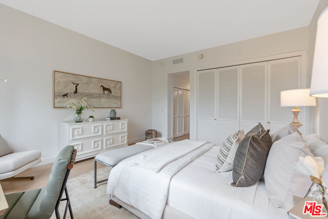 Los Angeles, California, 90067, United States, 2 Bedrooms Bedrooms, ,3 BathroomsBathrooms,Residential,For Sale,1901982