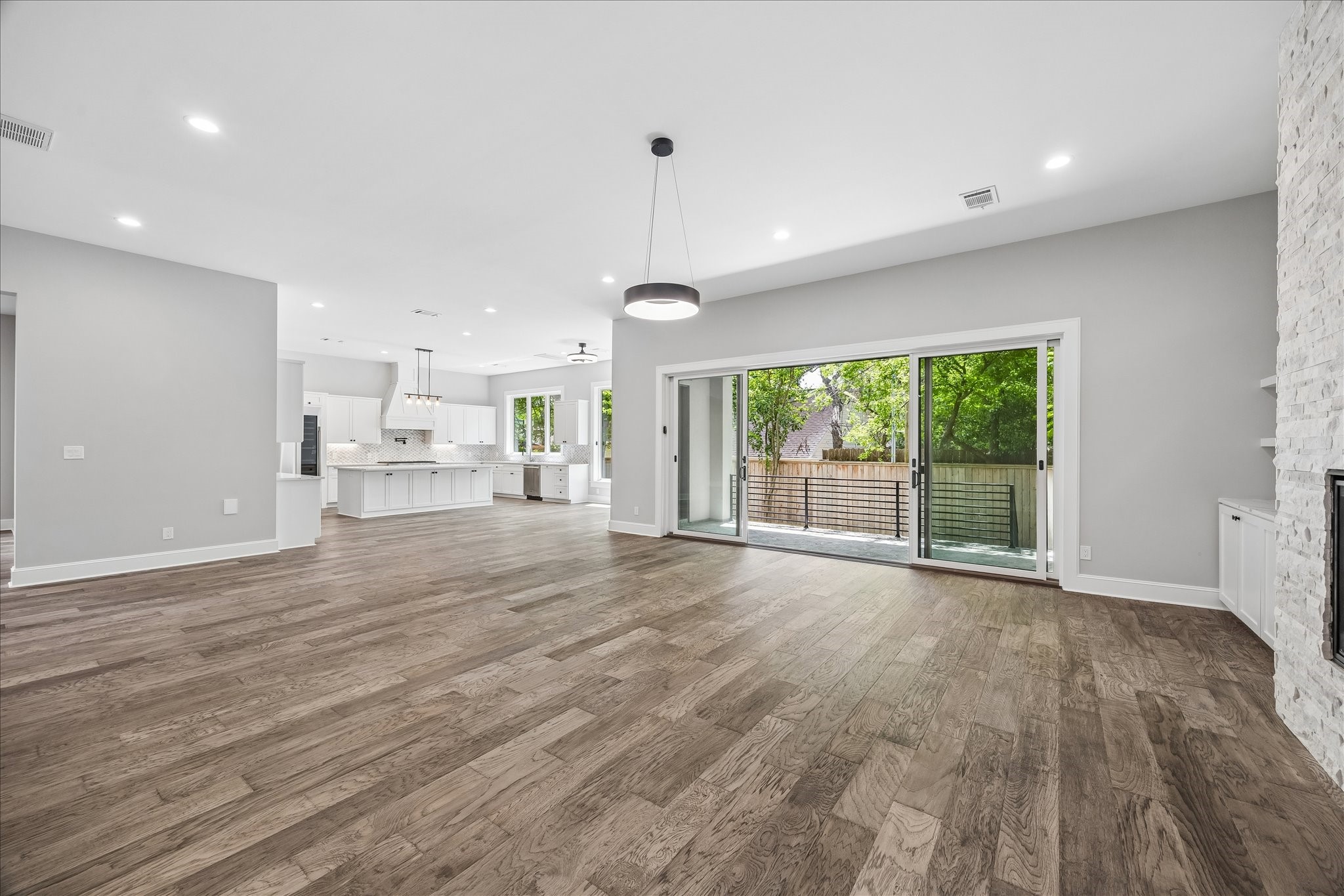  2065 Southgate Boulevard - 物件實景