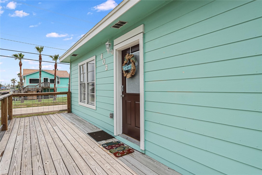 Port Aransas, Texas, 78373, United States, 3 Bedrooms Bedrooms, ,2 BathroomsBathrooms,Residential,For Sale,1987865