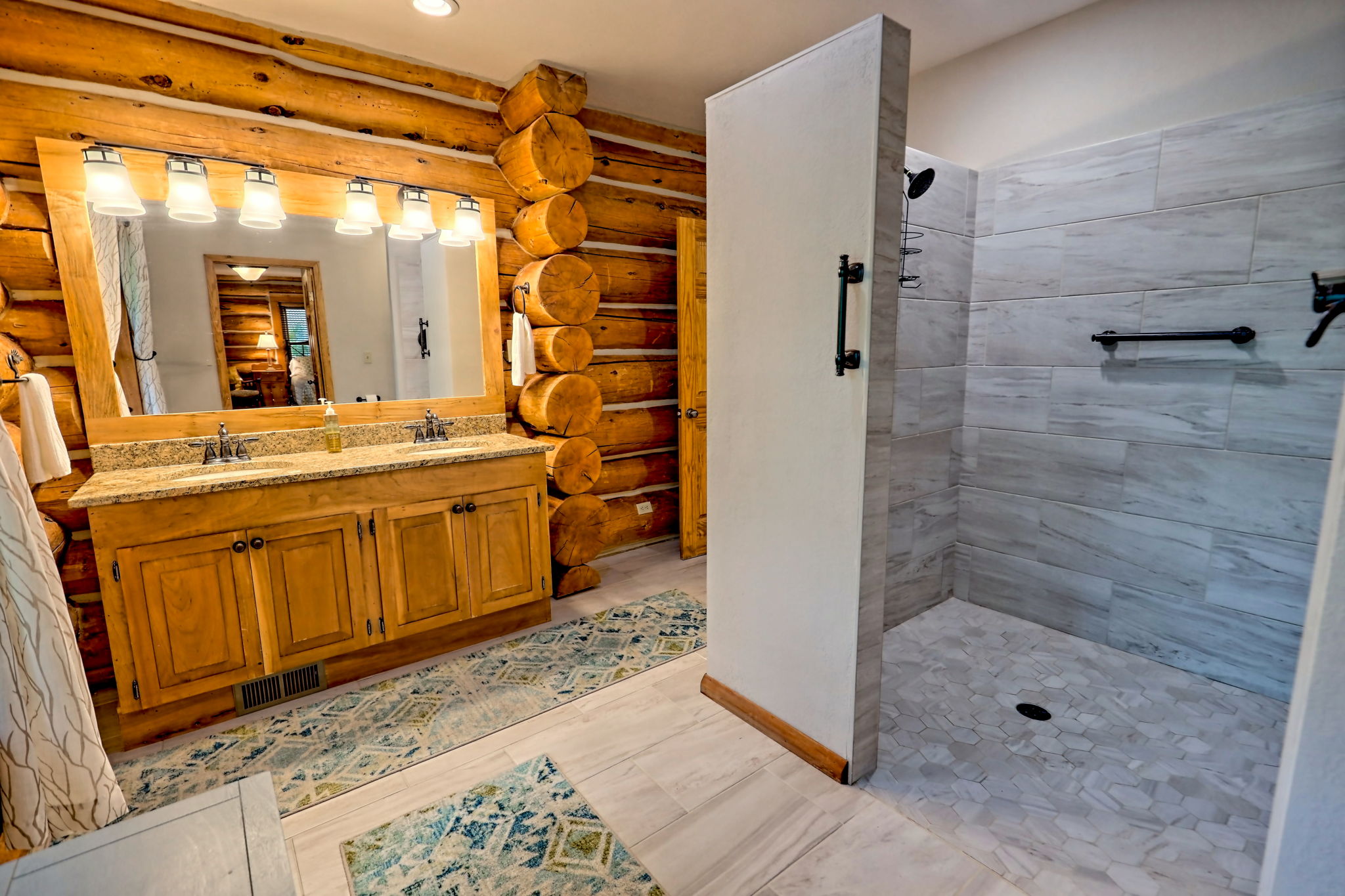 Warne, North Carolina, 28909, United States, 3 Bedrooms Bedrooms, ,3 BathroomsBathrooms,Residential,For Sale,1826737