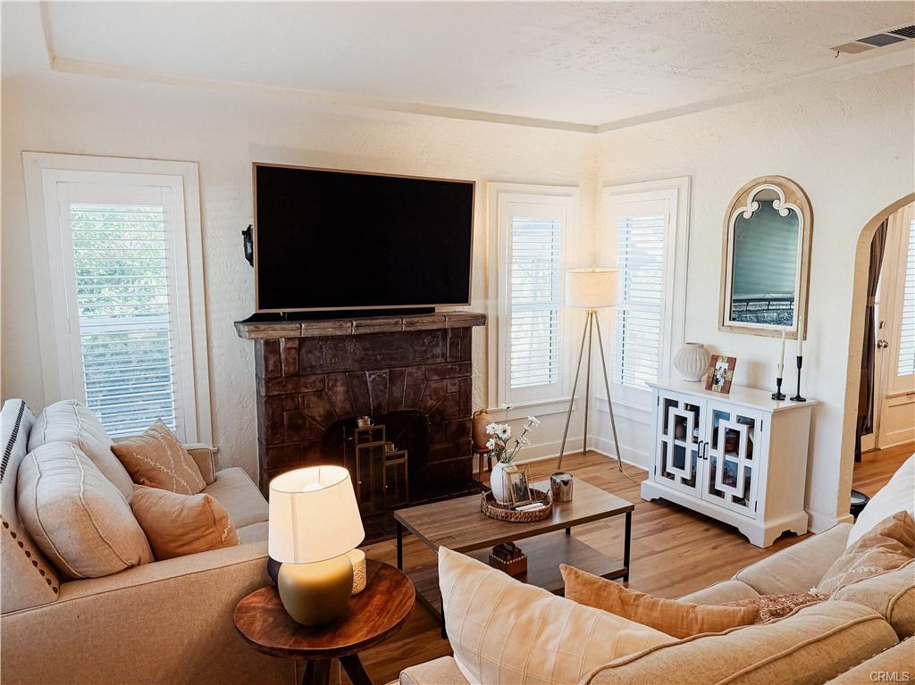 Riverside, California, 92507, United States, 3 Bedrooms Bedrooms, ,1 BathroomBathrooms,Residential,For Sale,2009699