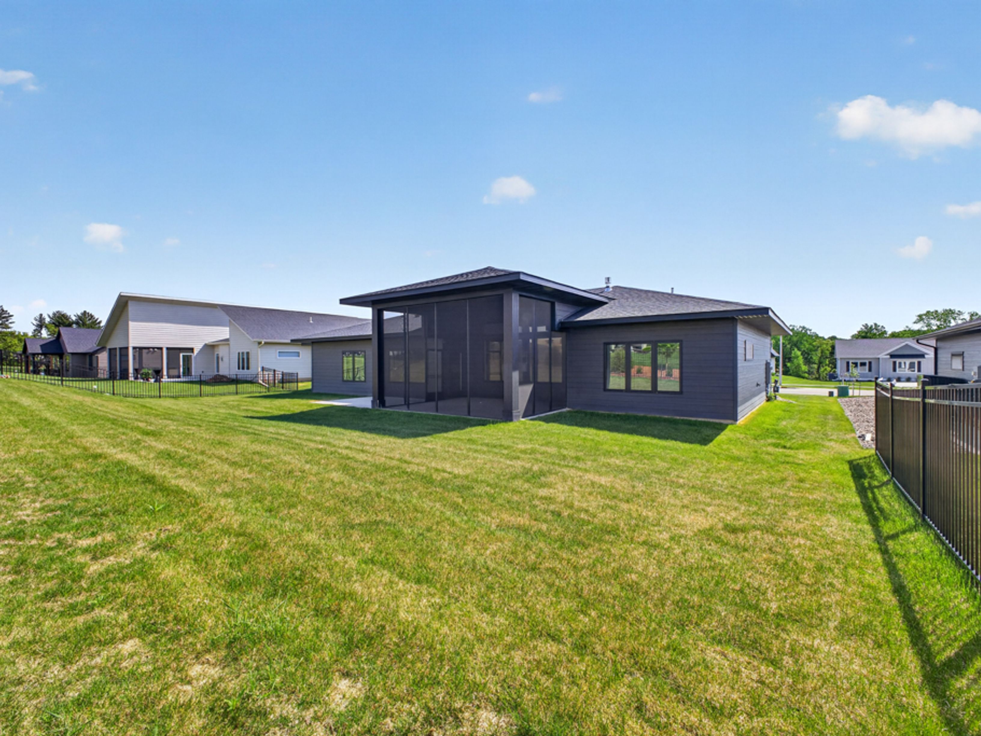  New Construction Prairie-Modern Home in Century Valley - 物件實景