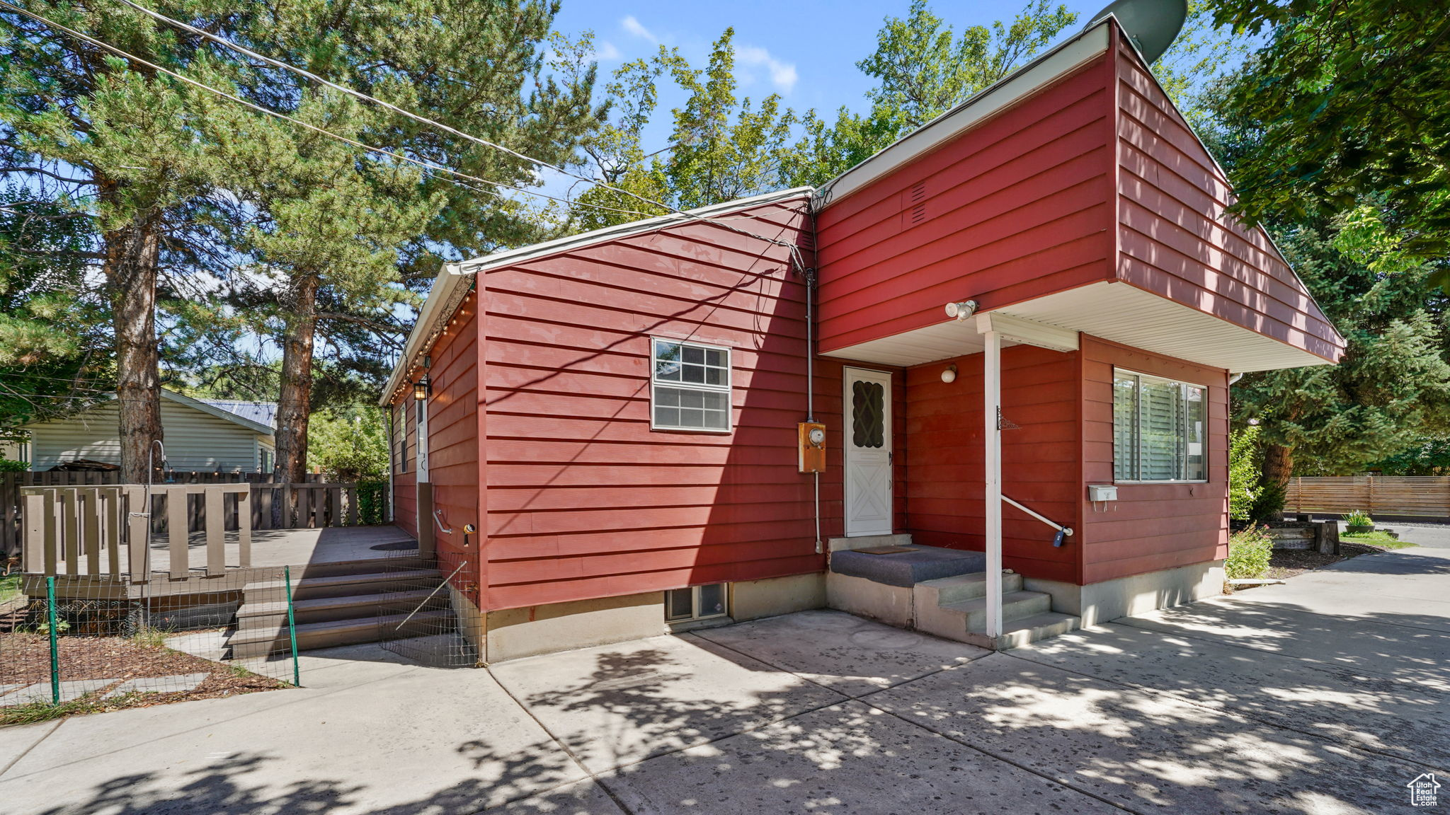 Millcreek, Utah, 84106, United States, 3 Bedrooms Bedrooms, ,1 BathroomBathrooms,Residential,For Sale,1906527
