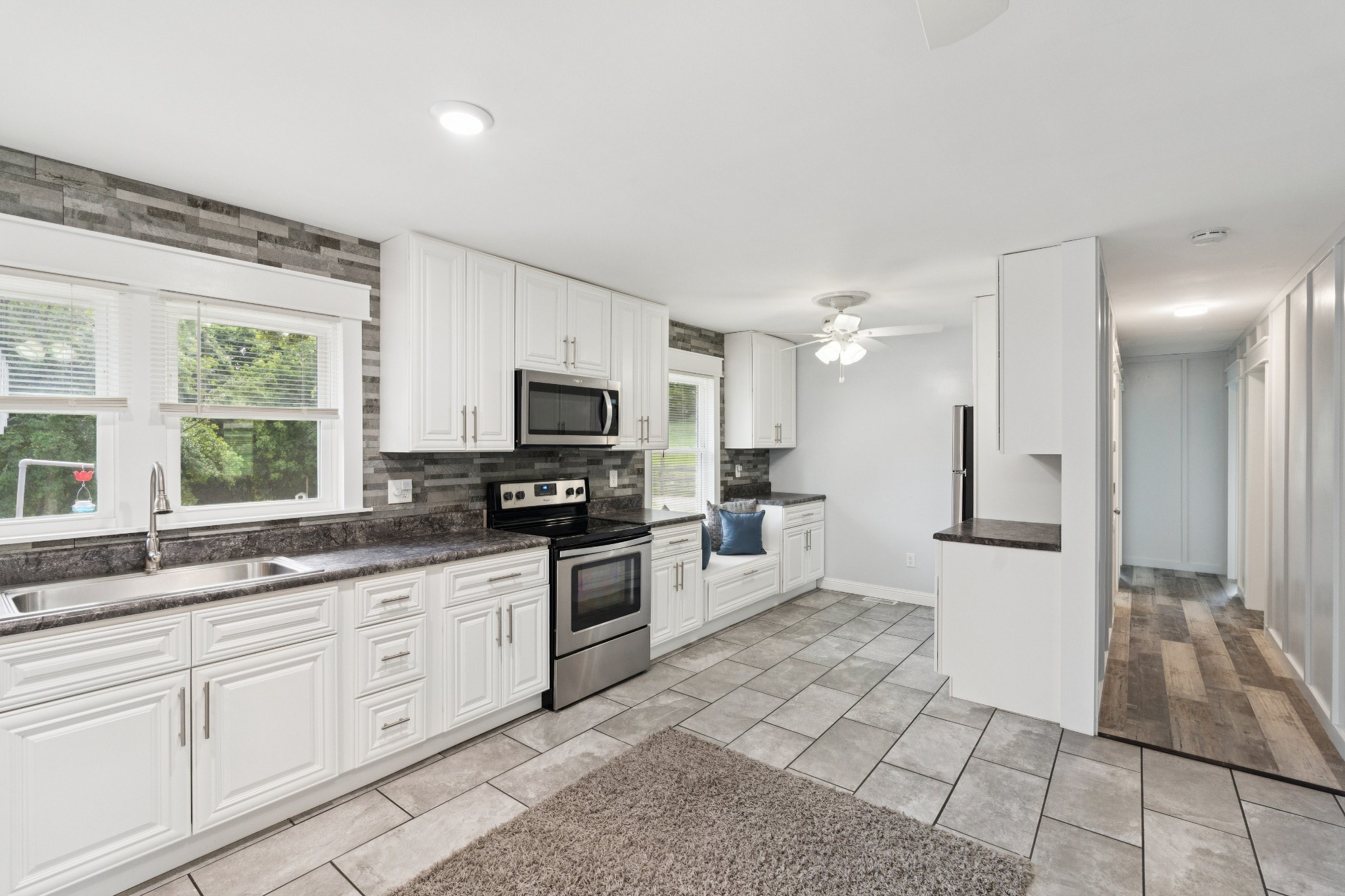 Nashville, Tennessee, 37217, United States, 3 Bedrooms Bedrooms, ,2 BathroomsBathrooms,Residential,For Sale,1913625