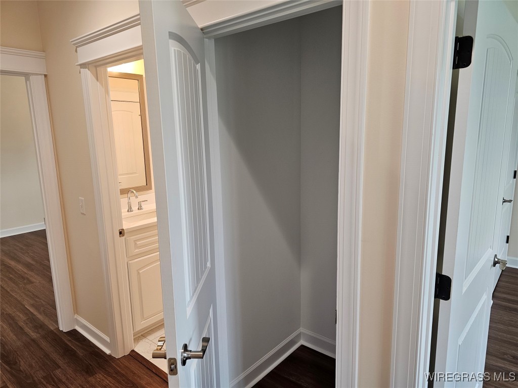 New Brockton, Alabama, 36351, United States, 4 Bedrooms Bedrooms, ,3 BathroomsBathrooms,Residential,For Sale,1979023