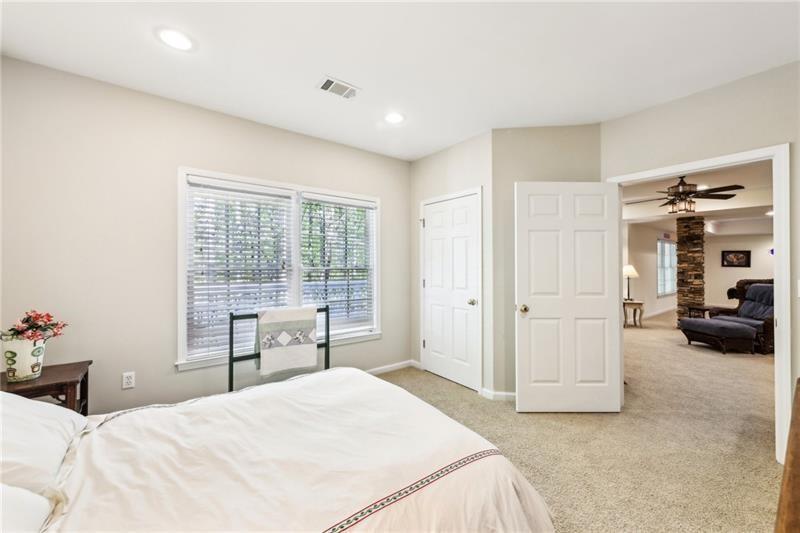 Cumming, Georgia, 30041, United States, 5 Bedrooms Bedrooms, ,4 BathroomsBathrooms,Residential,For Sale,2015955
