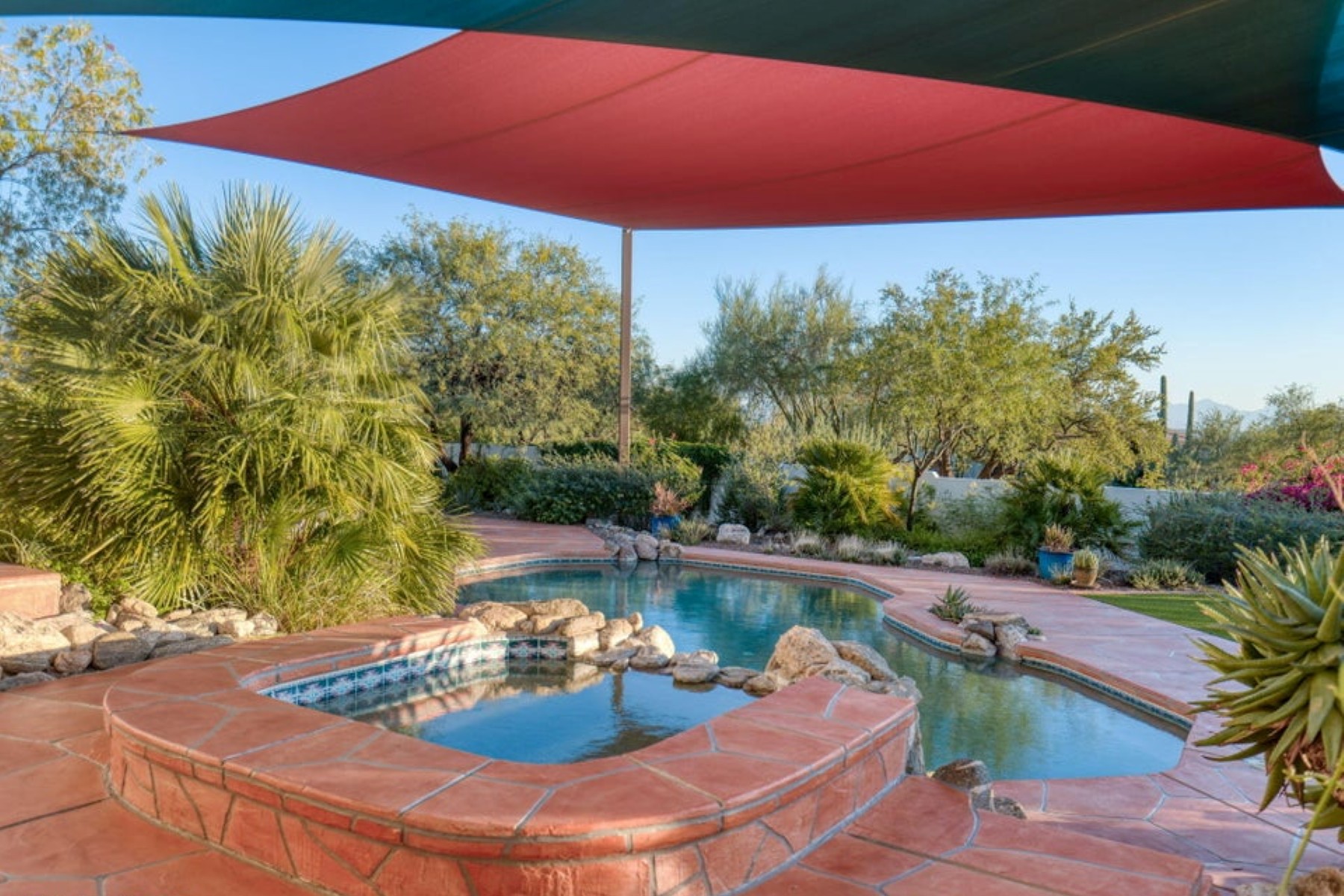  5300 N Avenida De La Colina  Tucson, AZ - 物件實景