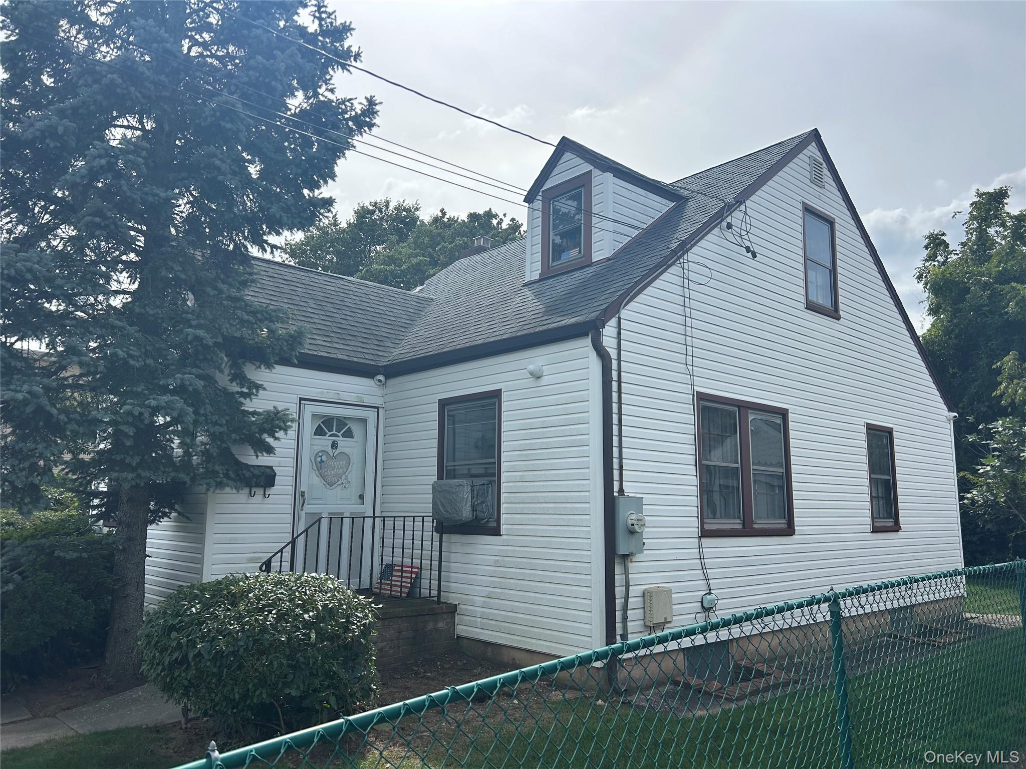Lorraine St, North Bellmore, NY 11710 #1