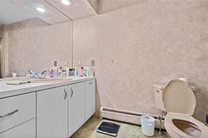 East Greenwich, Rhode Island, 02818, United States, 3 Bedrooms Bedrooms, ,3 BathroomsBathrooms,Residential,For Sale,1920321