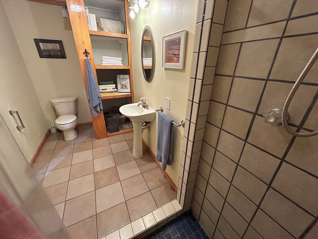 Blue Ridge, Georgia, 30513, United States, 3 Bedrooms Bedrooms, ,3 BathroomsBathrooms,Residential,For Sale,1954403