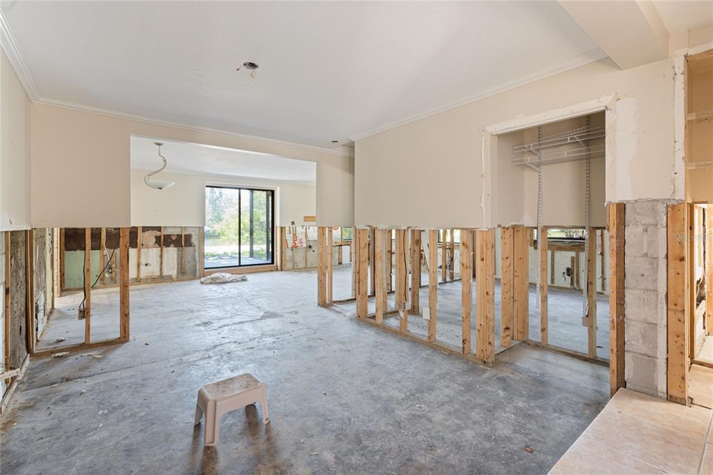 Sarasota, Florida, 34242, United States, 2 Bedrooms Bedrooms, ,2 BathroomsBathrooms,Residential,For Sale,1837643
