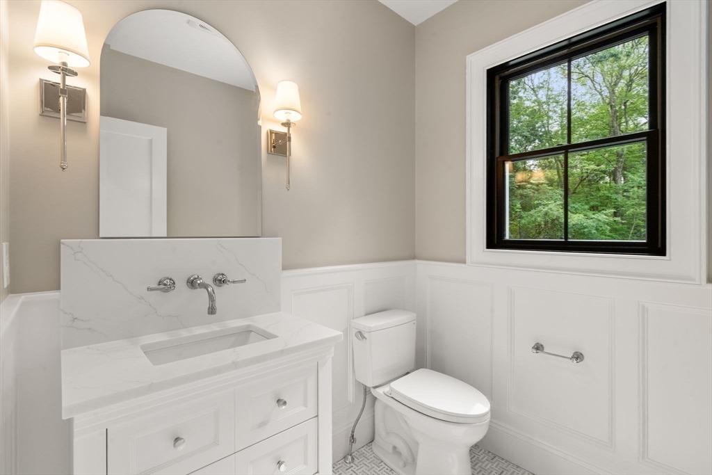 Westwood, Massachusetts, 02090, United States, 5 Bedrooms Bedrooms, ,5 BathroomsBathrooms,Residential,For Sale,1911878