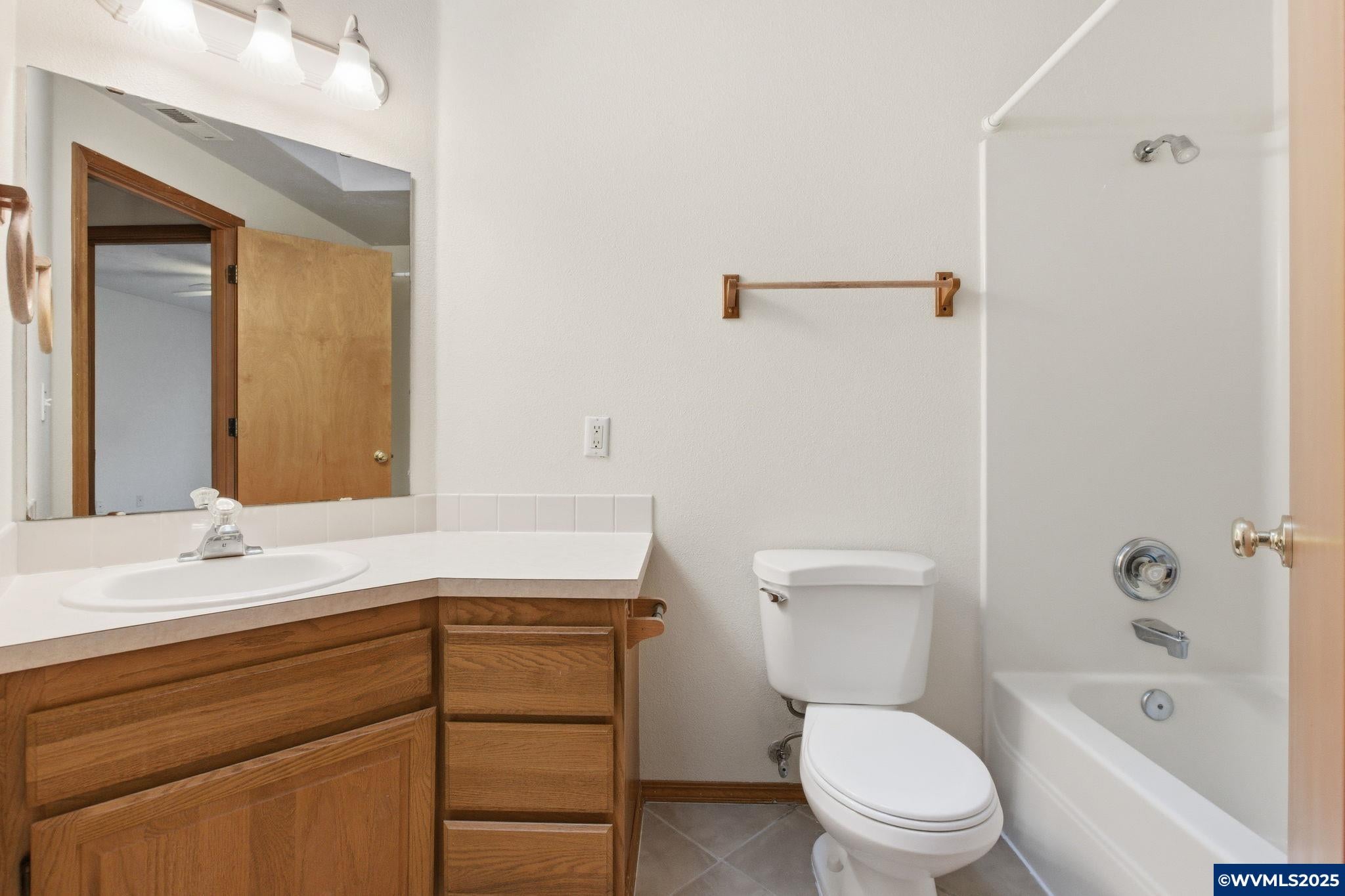 Corvallis, Oregon, 97333, United States, 4 Bedrooms Bedrooms, ,3 BathroomsBathrooms,Residential,For Sale,1999072