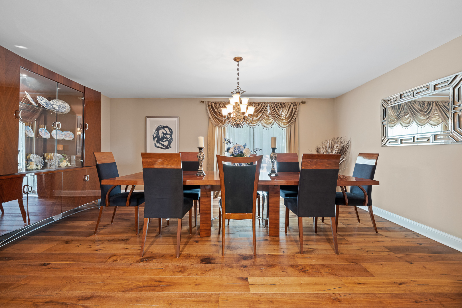 Homer Glen, Illinois, 60491, United States, 4 Bedrooms Bedrooms, ,5 BathroomsBathrooms,Residential,For Sale,1940252