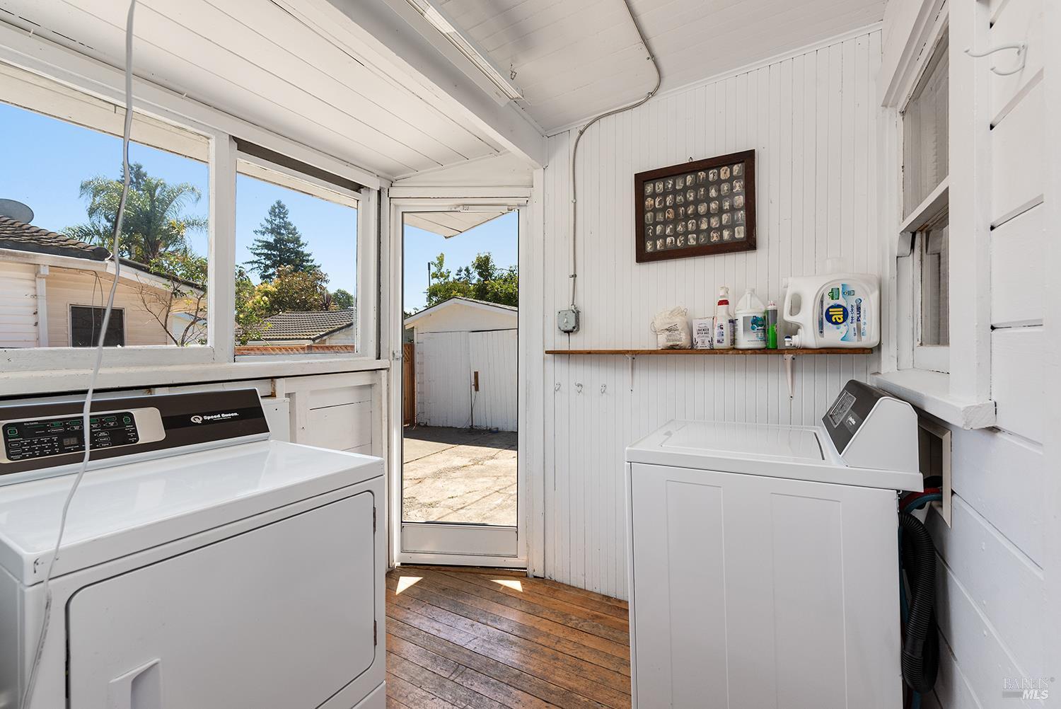 Santa Rosa, California, 95404, United States, 3 Bedrooms Bedrooms, ,3 BathroomsBathrooms,Residential,For Sale,1928881