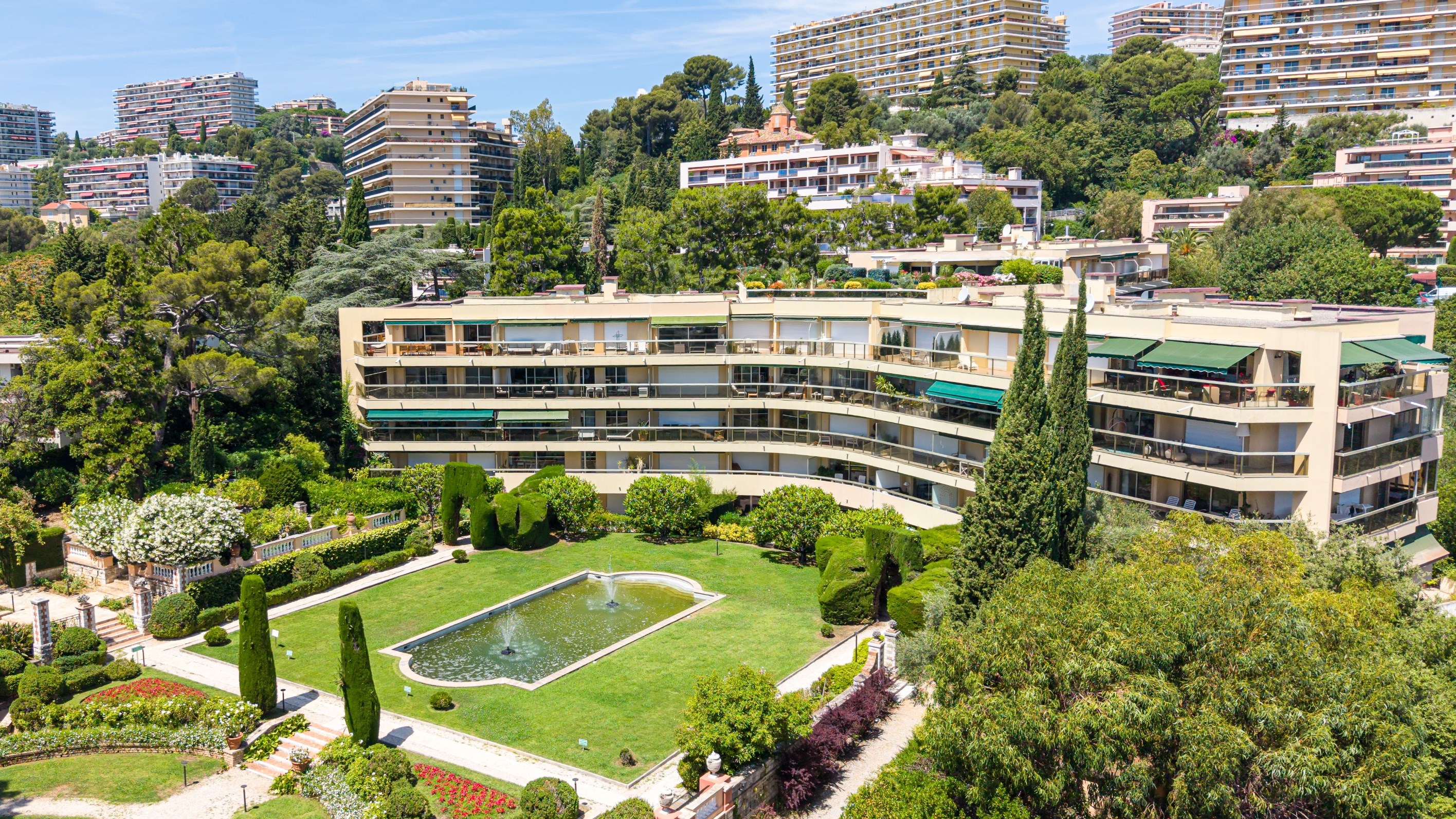  Nice Fabron, three bedroom apartment to renovate with terraces in a residence w… - 物件實景