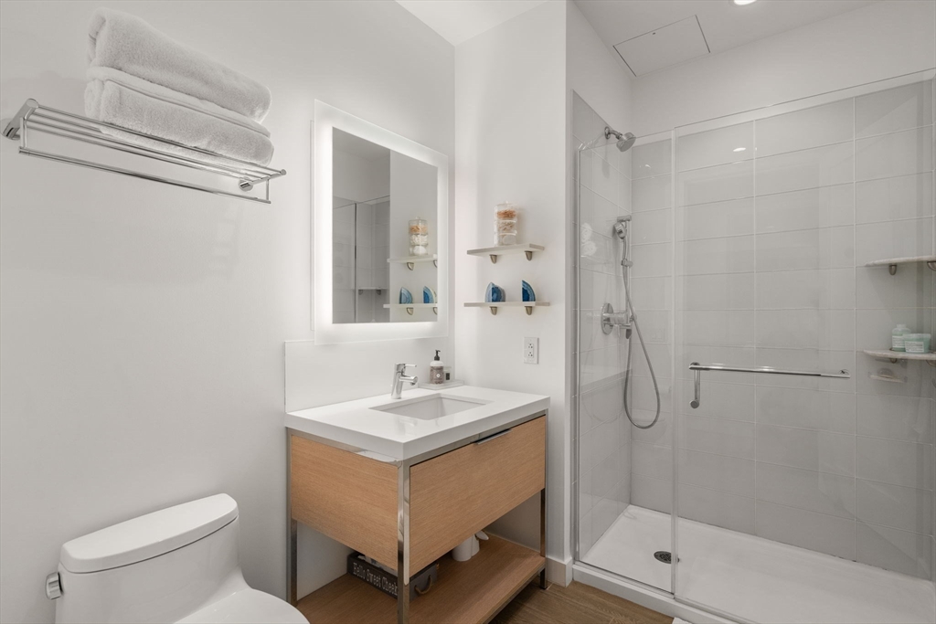 Boston, Massachusetts, 02215, United States, 1 Bedroom Bedrooms, ,1 BathroomBathrooms,Residential,For Sale,1938764