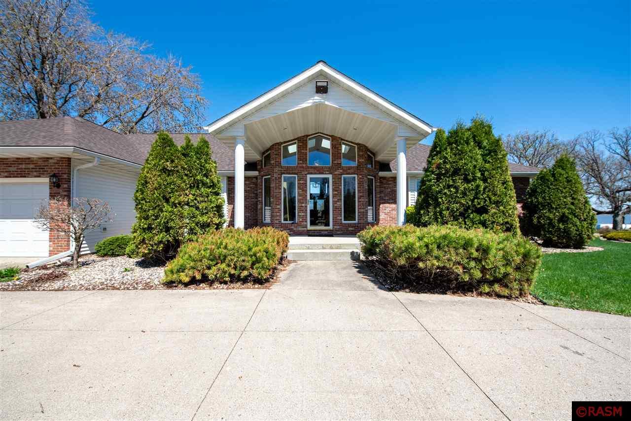 Lake Crystal, Minnesota, 56055, United States, 4 Bedrooms Bedrooms, ,3 BathroomsBathrooms,Residential,For Sale,1798331