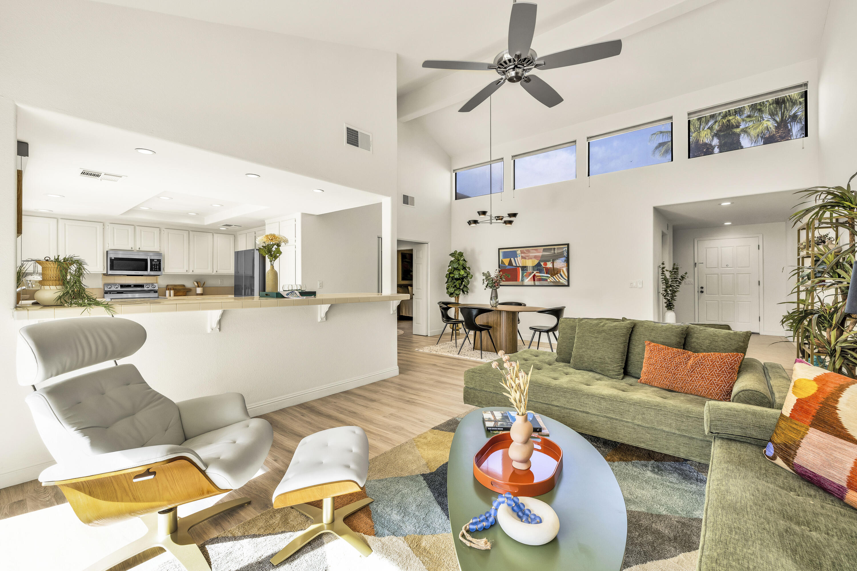 Palm Desert, California, 92260, United States, 2 Bedrooms Bedrooms, ,2 BathroomsBathrooms,Residential,For Sale,1987933