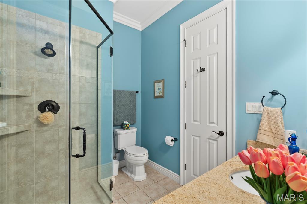 Charleston, Missouri, 63834, United States, 4 Bedrooms Bedrooms, ,6 BathroomsBathrooms,Residential,For Sale,1974839