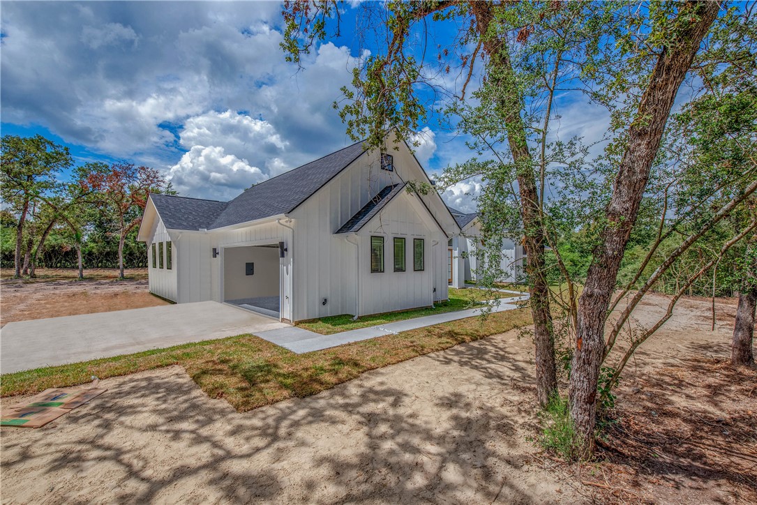 Franklin, Texas, 77856, United States, 4 Bedrooms Bedrooms, ,4 BathroomsBathrooms,Residential,For Sale,1920948