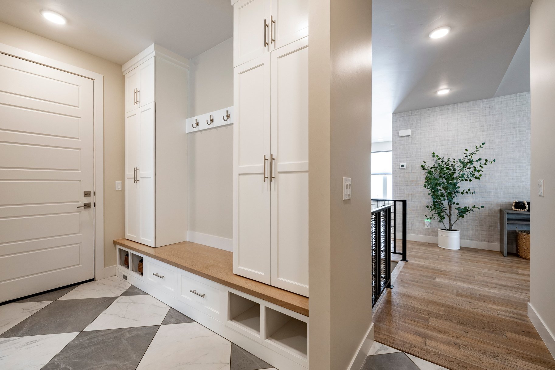  Custom Built, 2020, Amazing Finishes and Floor Plan - 物件實景