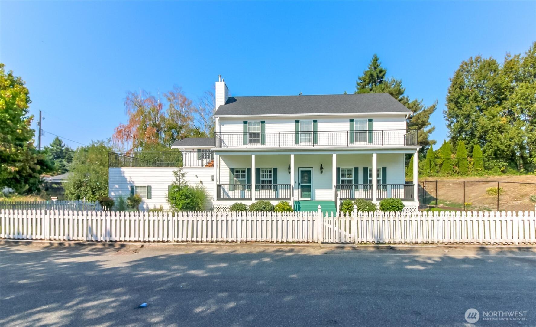 TACOMA, Washington, 98422, United States, 4 Bedrooms Bedrooms, ,3 BathroomsBathrooms,Residential,For Sale,1940753