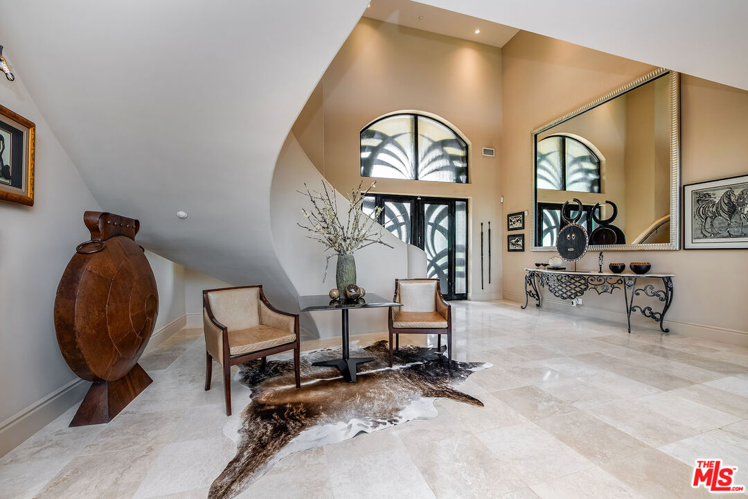 Beverly Hills, California, 90210, United States, 4 Bedrooms Bedrooms, ,5 BathroomsBathrooms,Residential,For Sale,1919871