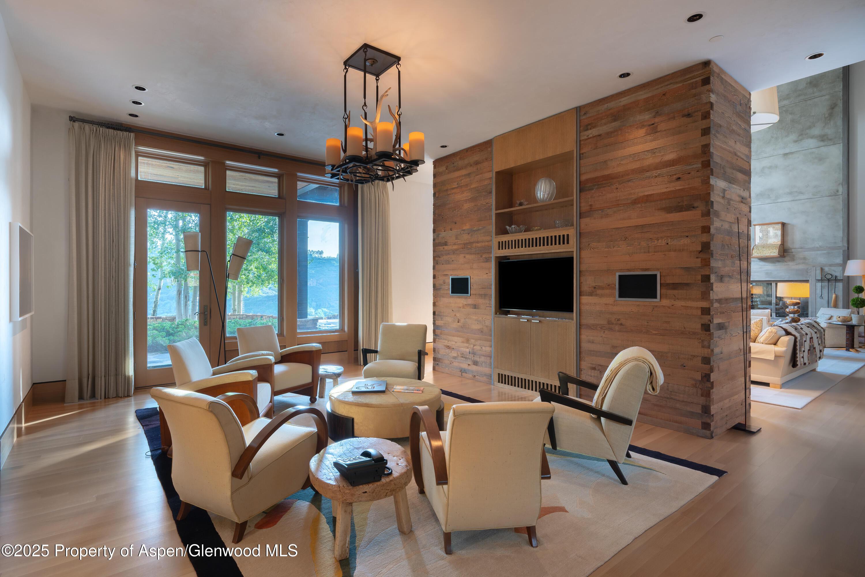 Woody Creek, Colorado, 81656, United States, 6 Bedrooms Bedrooms, ,7 BathroomsBathrooms,Residential,For Sale,1901521