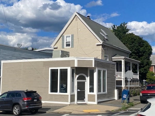 Swampscott, Massachusetts, 01907, United States, 4 Bedrooms Bedrooms, ,5 BathroomsBathrooms,Residential,For Sale,1935666