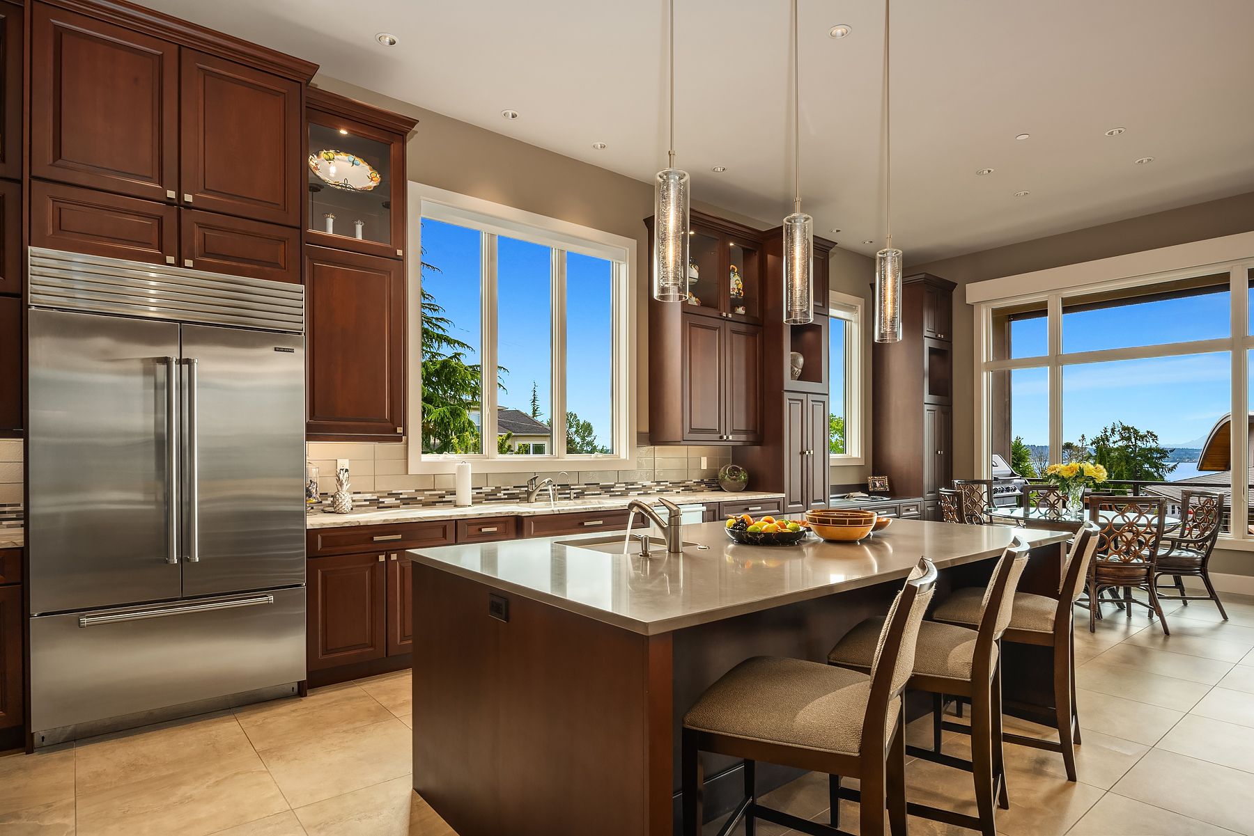  10410 NE 58th St, Kirkland, WA 98033 - 物件實景