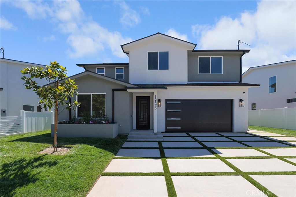 Sylmar, California, 91342, United States, 5 Bedrooms Bedrooms, ,3 BathroomsBathrooms,Residential,For Sale,1928478