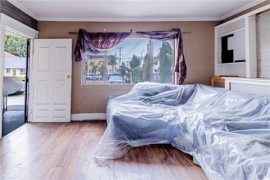 Los Angeles, California, 90033, United States, ,Residential,For Sale,1943914