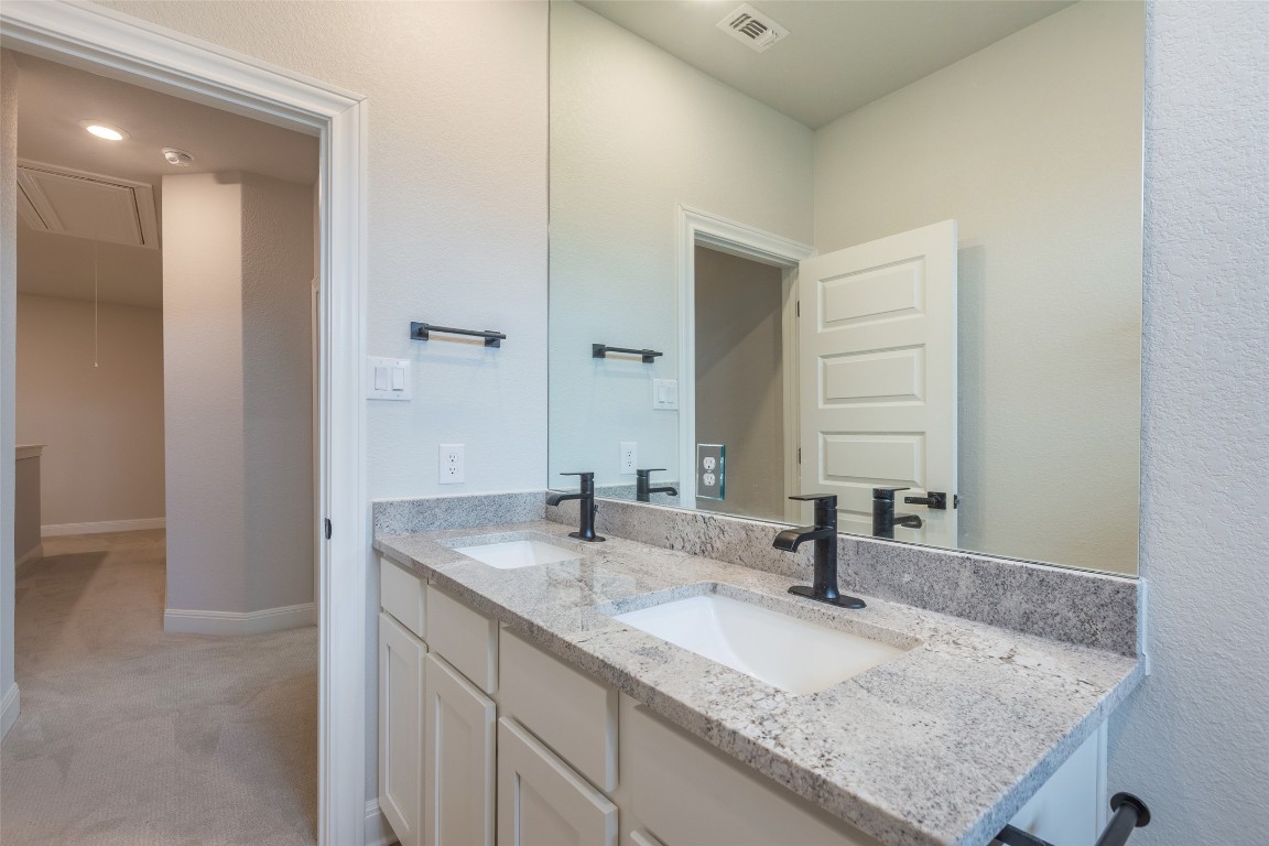 Bastrop, Texas, 78602, United States, 5 Bedrooms Bedrooms, ,4 BathroomsBathrooms,Residential,For Sale,1885305