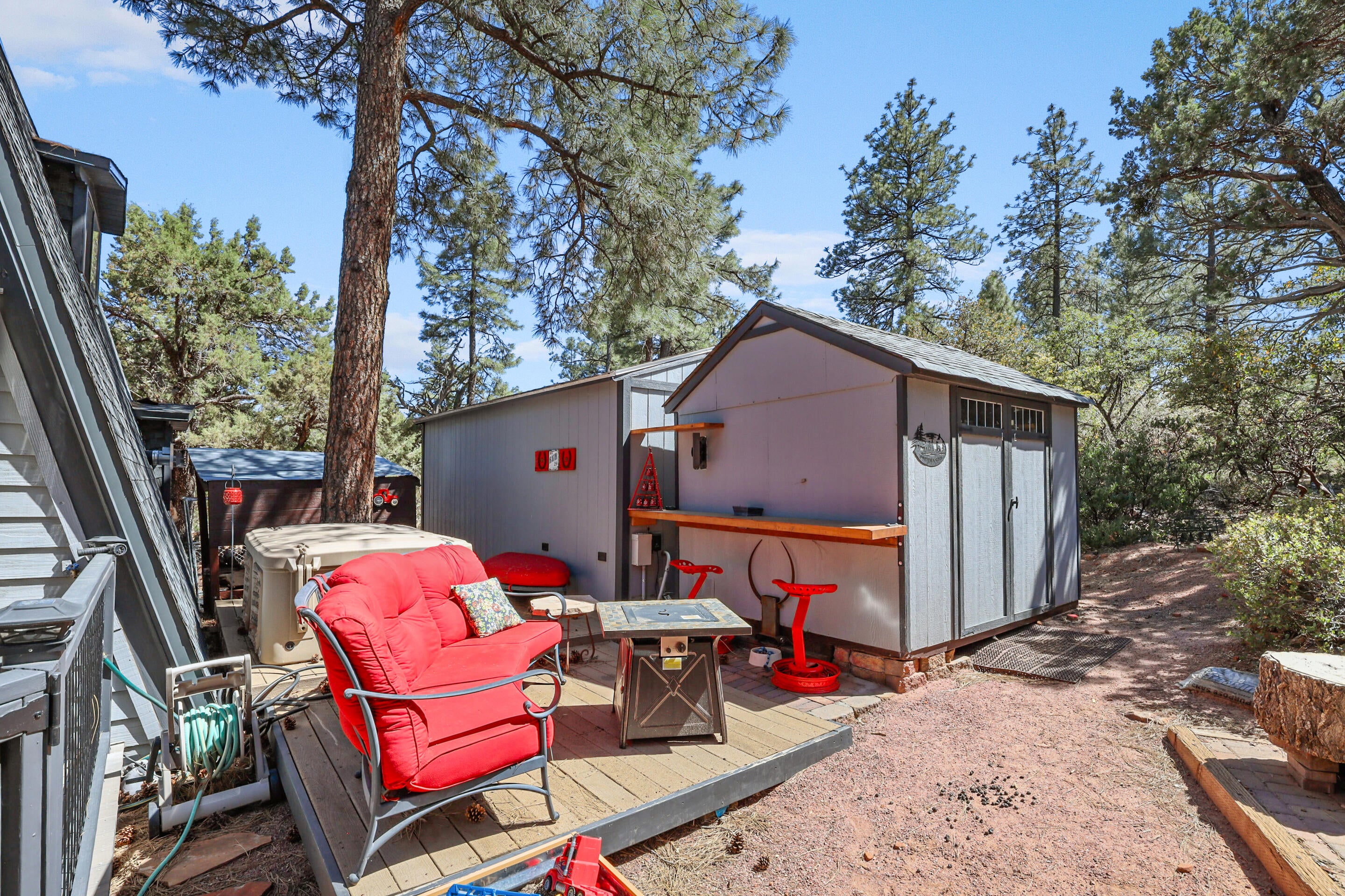Pine, Arizona, 85544, United States, 2 Bedrooms Bedrooms, ,1 BathroomBathrooms,Residential,For Sale,1819700