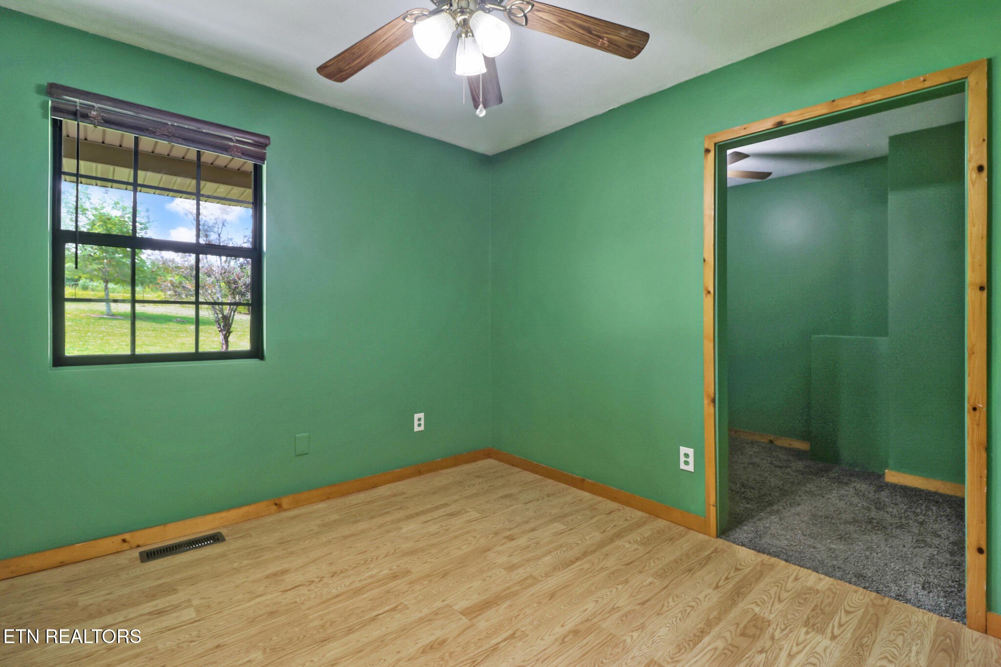 Crossville, Tennessee, 38571, United States, 3 Bedrooms Bedrooms, ,4 BathroomsBathrooms,Residential,For Sale,1979710