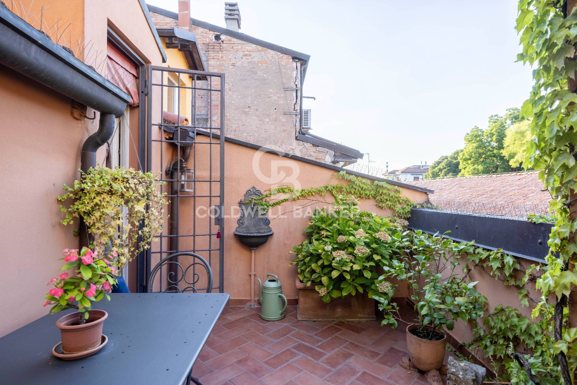 Bologna, Bologna, 40100, IT, 2 Bedrooms Bedrooms, ,1 BathroomBathrooms,Residential,For Sale,1898683