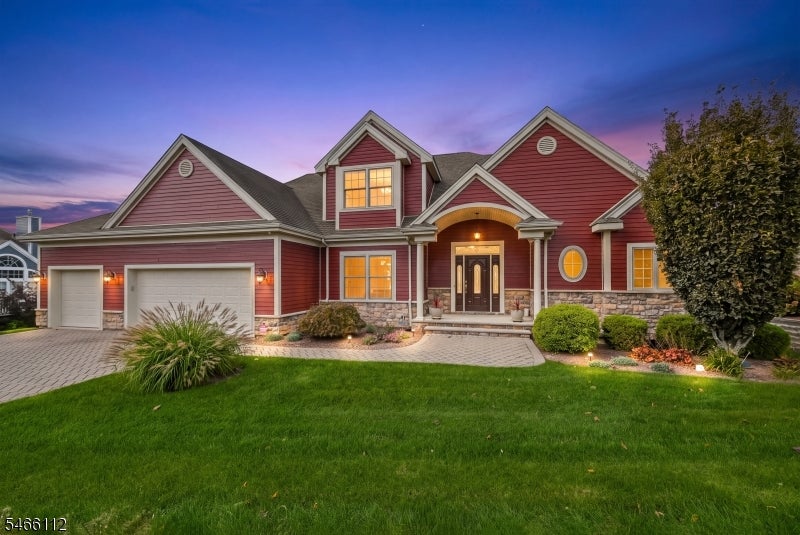 Coventry Rd, Hamburg, NJ 07419