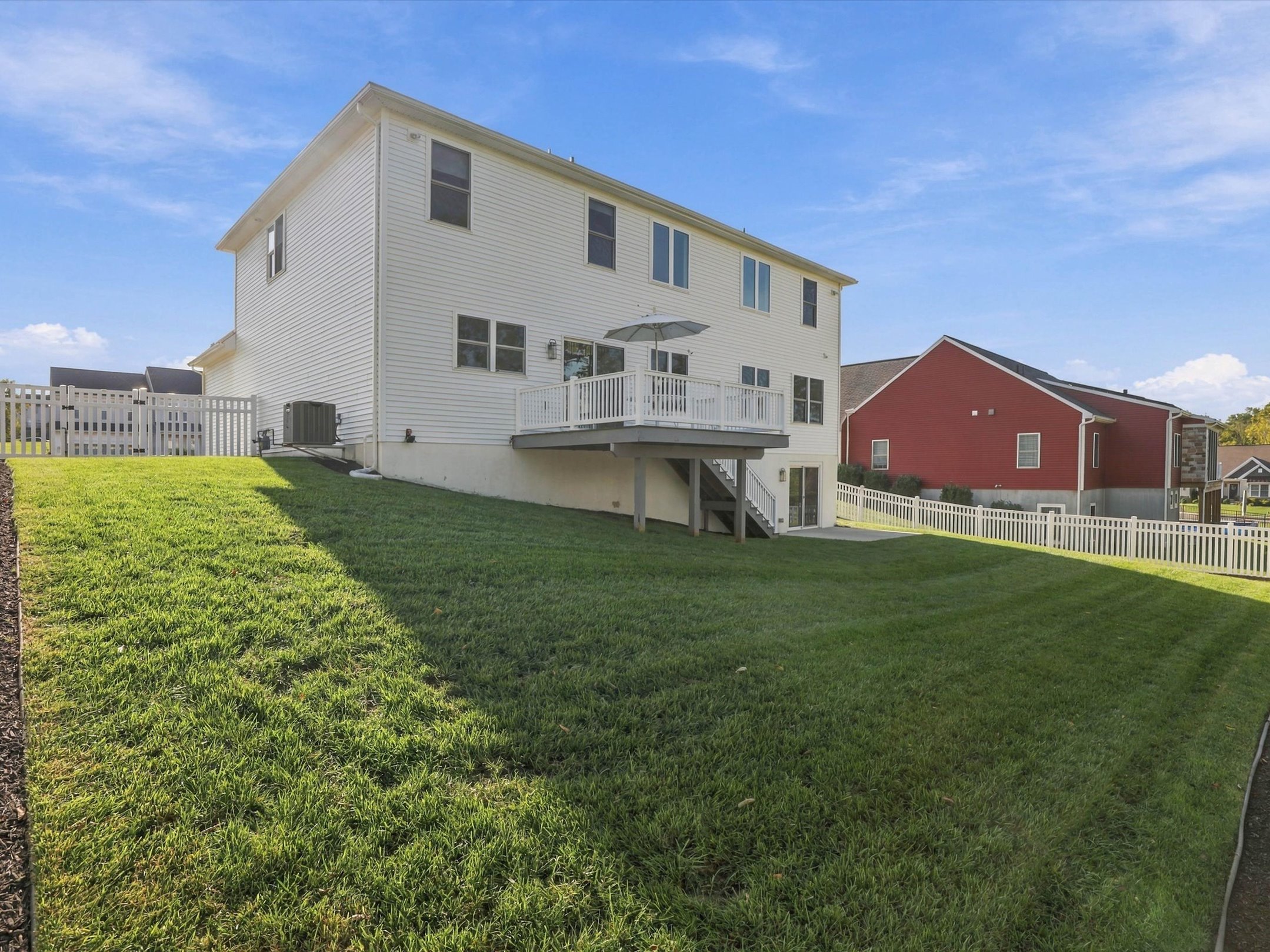  4 Rein Dr, Stevens, PA 17578 - 物件實景