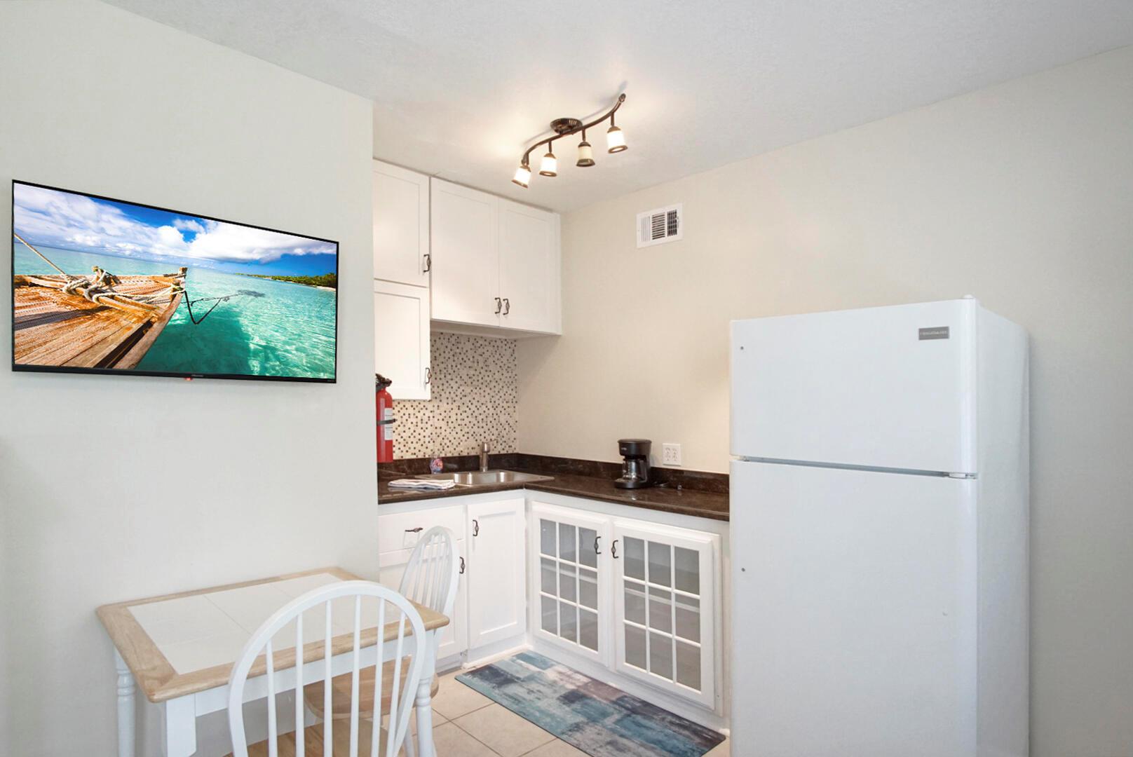 Hutchinson Island, Florida, 34949, United States, 4 Bedrooms Bedrooms, ,2 BathroomsBathrooms,Residential,For Sale,1695256