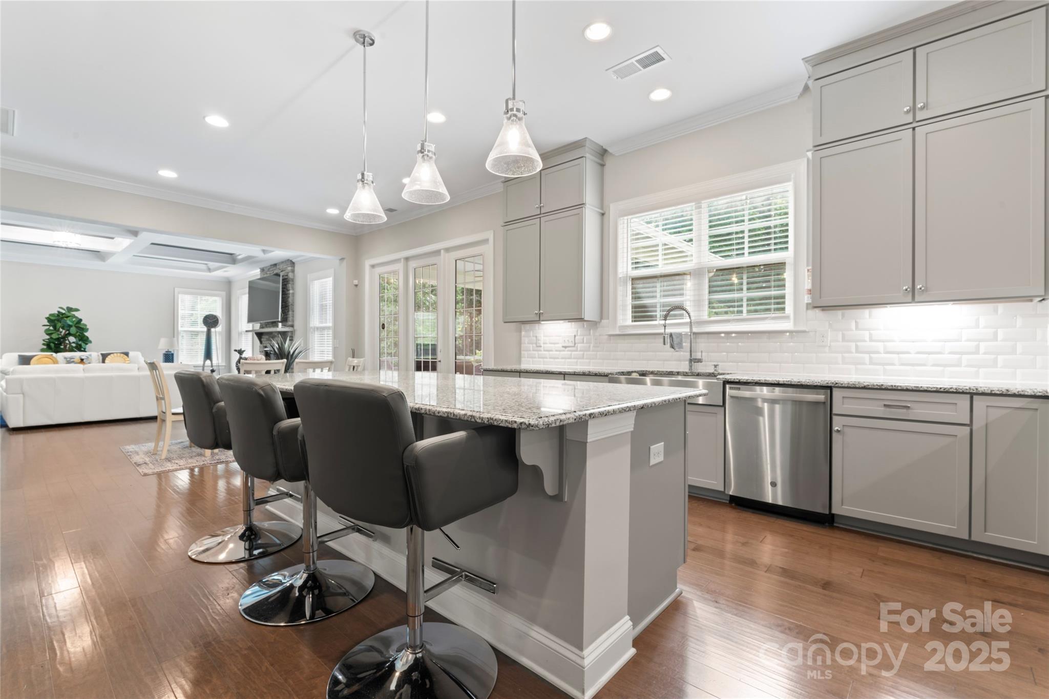 Fort Mill, South Carolina, 29707, United States, 5 Bedrooms Bedrooms, ,6 BathroomsBathrooms,Residential,For Sale,1982874