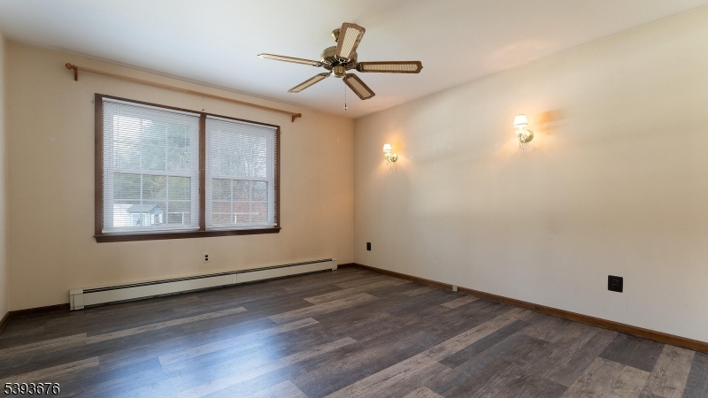 Kingwood Twp., New Jersey, 08867, United States, 3 Bedrooms Bedrooms, ,2 BathroomsBathrooms,Residential,For Sale,1988305