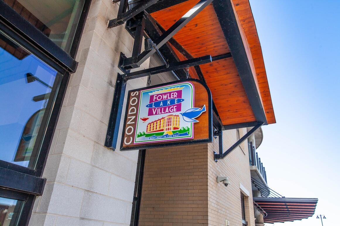 Oconomowoc, Wisconsin, 53066, United States, 1 Bedroom Bedrooms, ,2 BathroomsBathrooms,Residential,For Sale,1819550