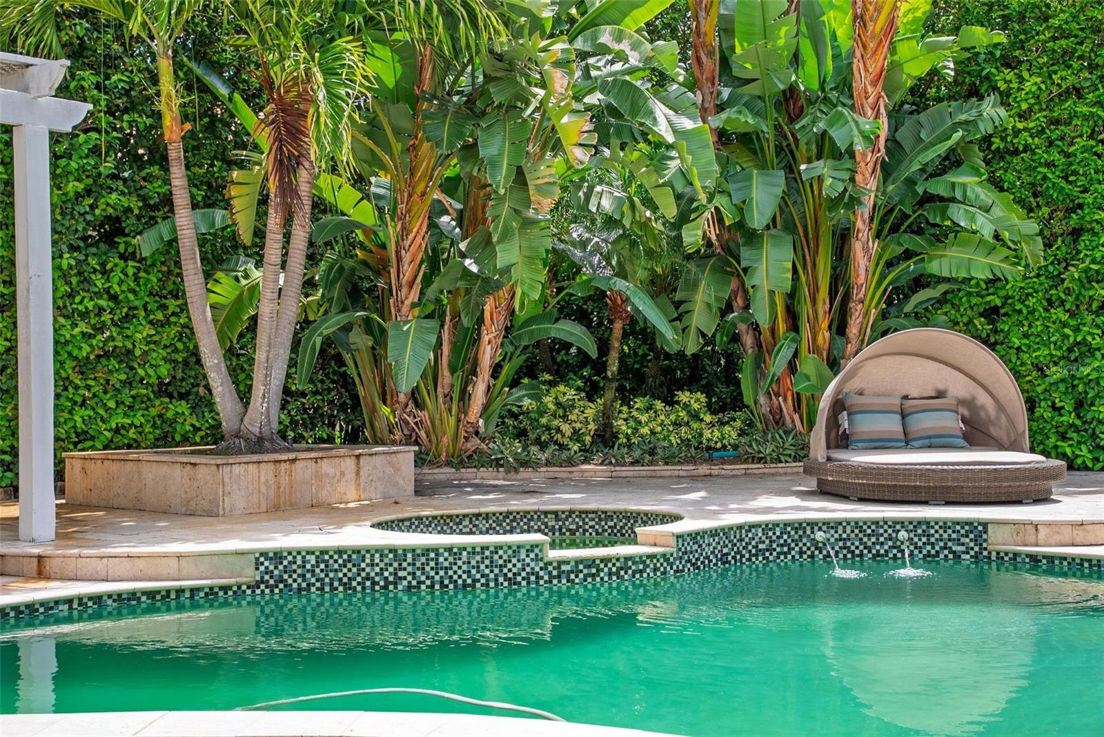 WINDERMERE, Florida, 34786, United States, 5 Bedrooms Bedrooms, ,5 BathroomsBathrooms,Residential,For Sale,1976046