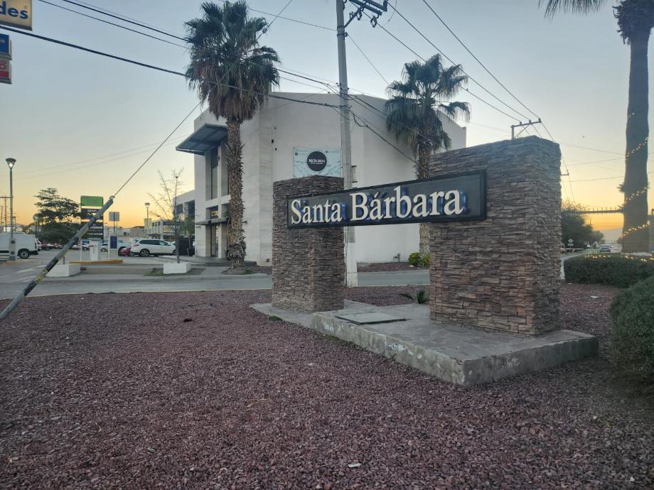 Circuito Mar?a Jos?, Torreón, Coahuila de Zaragoza, 27105, Mexico, 3 Bedrooms Bedrooms, ,3 BathroomsBathrooms,Residential,For Sale,Circuito Mar?a Jos?,1444184