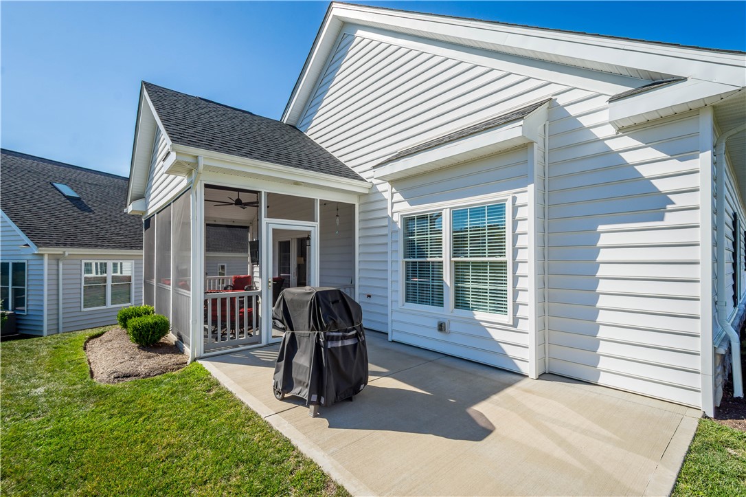 Canonsburg, Pennsylvania, 15317, United States, 2 Bedrooms Bedrooms, ,2 BathroomsBathrooms,Residential,For Sale,2008615